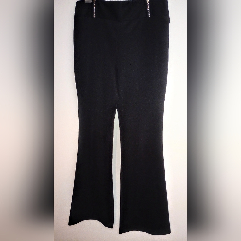 JUNIOR DRESS PANTS BLACK, 2 WAIST FRONT ZIPPER BY THE GIRLS BUG, SIZE X LARGE
